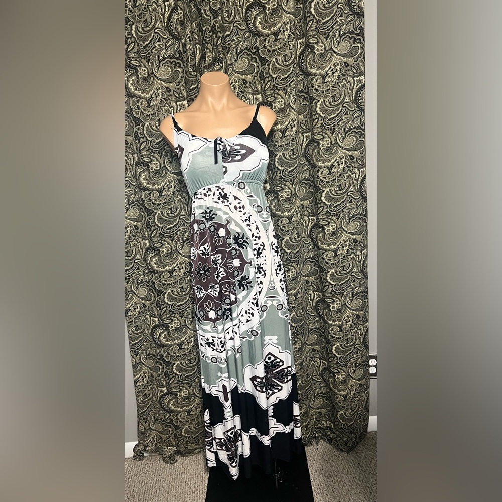 Ace Fashion Multicolored Print Maxi Dress Size: M